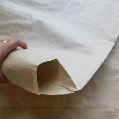 50x64x11cm 85GSM ((65GSM+20GSM) Bolsa de embalaje de plástico para el llenado de material de construcción de cemento